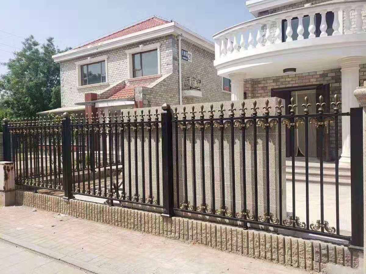 山阳别墅锌钢围墙